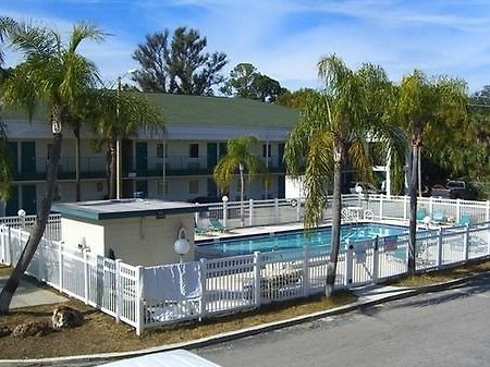 Oyo Hotel New Port Richey Gulf Beach Us 19 Exterior foto