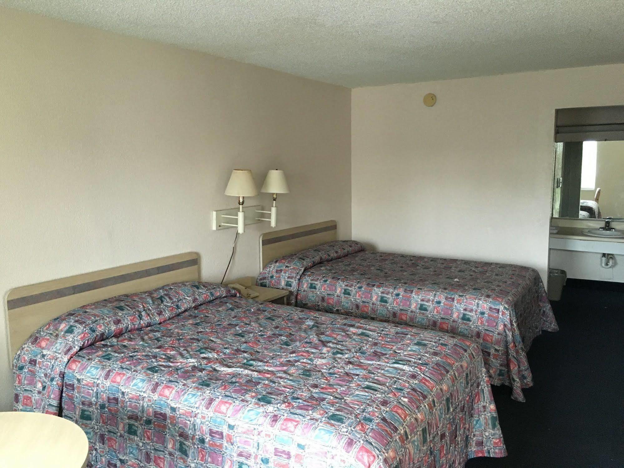 Oyo Hotel New Port Richey Gulf Beach Us 19 Exterior foto